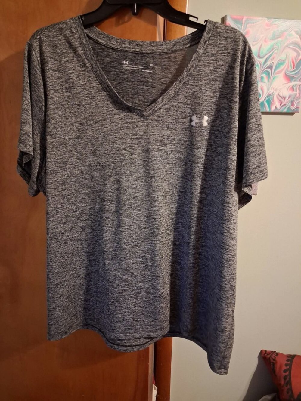 Under Armour Shirt Size 2X Women's Grey